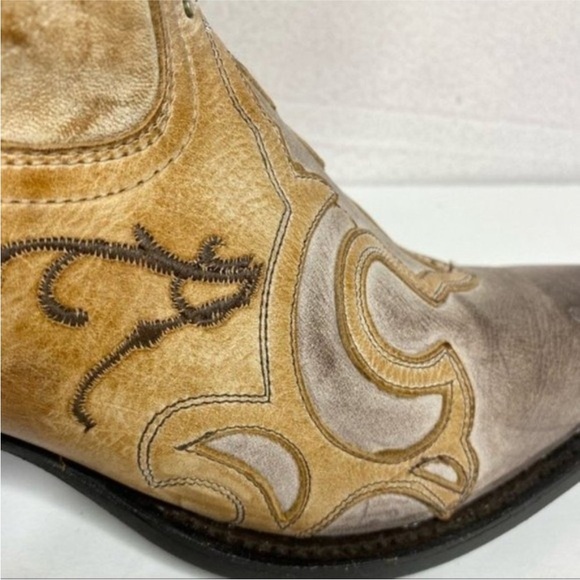 Sterling River Tan and Brown Embossed Leather Heeled Boots - Picture 12 of 13